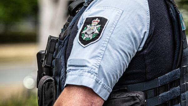 Man brandishes gun, steals medicines from Canberra pharmacy